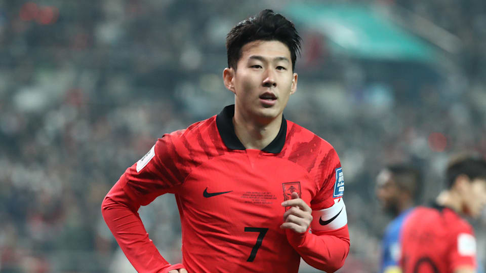 Son Heung Min chàng cầu thủ Châu Á đầu tiên giành vua phá lưới tại NHA.